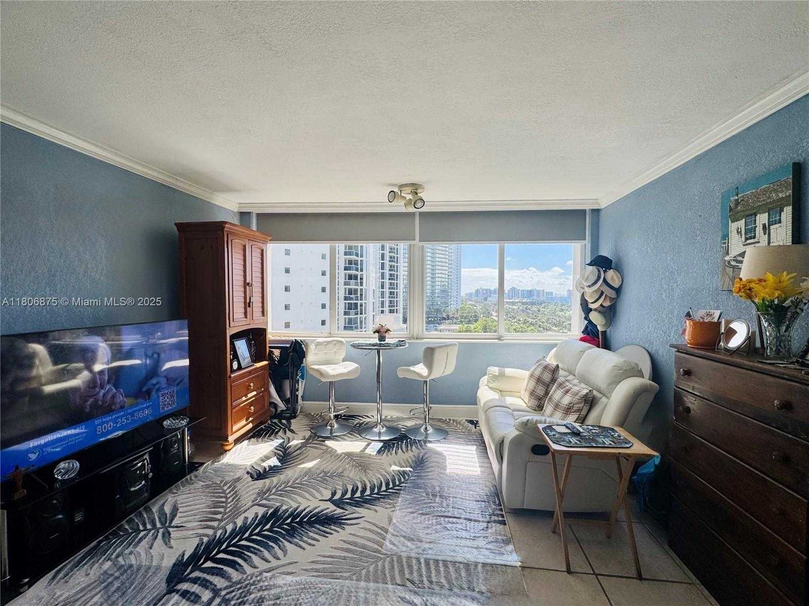 Small Image of 19201 COLLINS AVE #843, Sunny Isles Beach Number 4