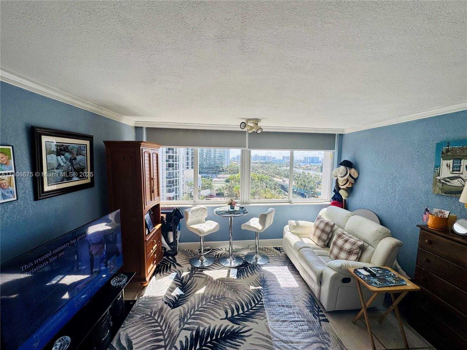 Small Image of 19201 COLLINS AVE #843, Sunny Isles Beach Number 8