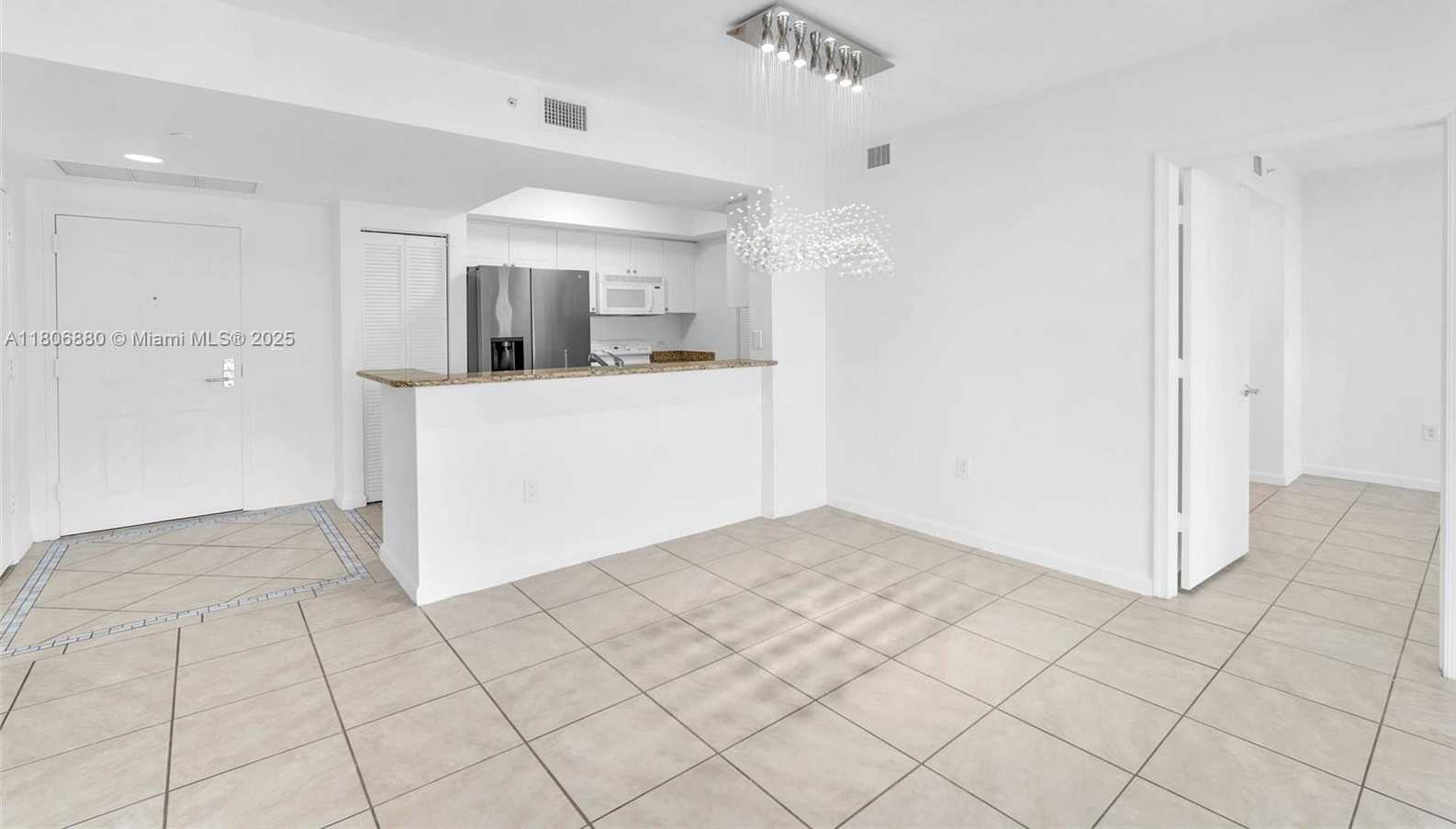 Small Image of 19501 WEST COUNTRY CLUB DR #607, Aventura Number 20