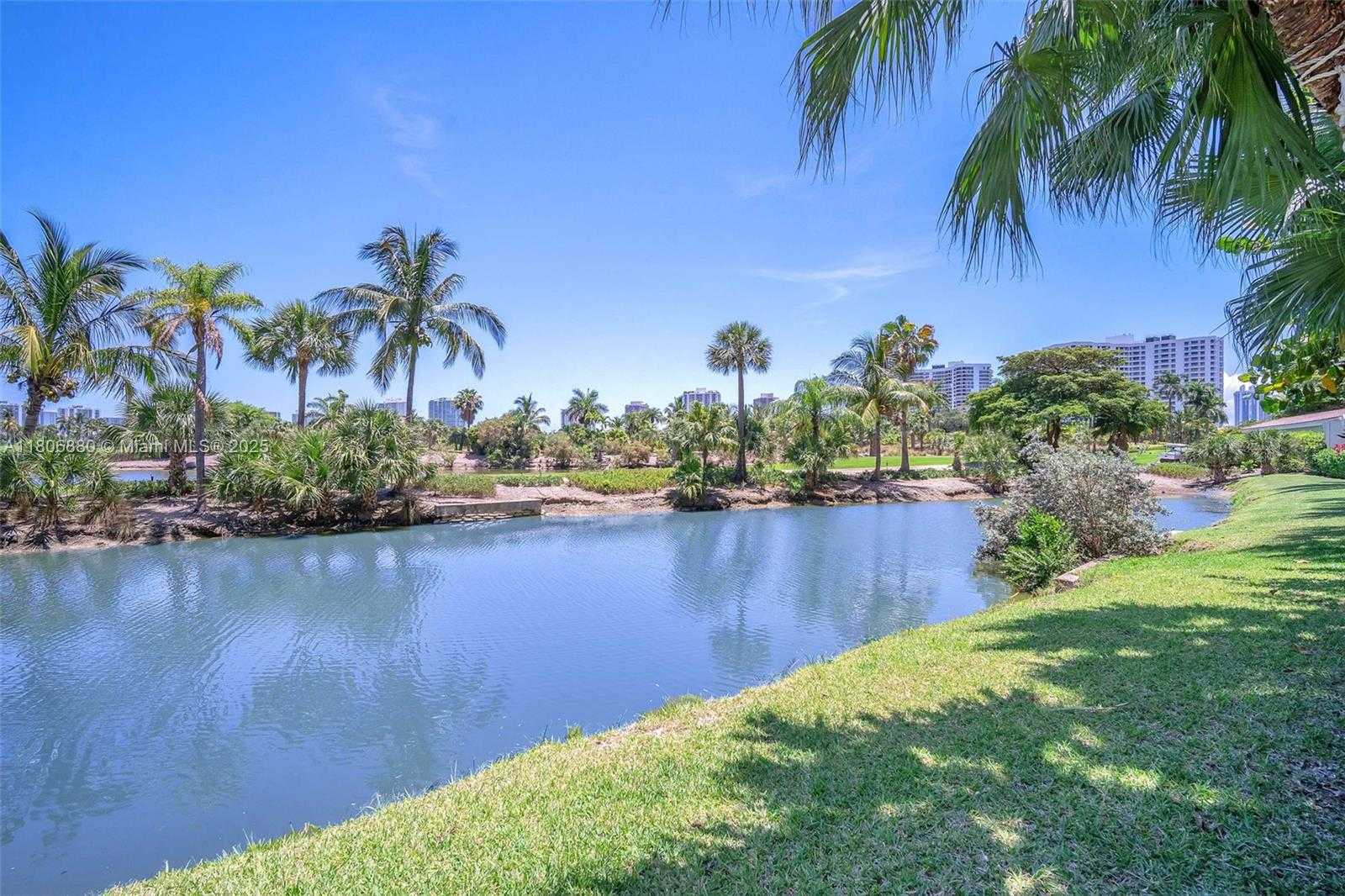 Small Image of 19501 WEST COUNTRY CLUB DR #607, Aventura Number 30