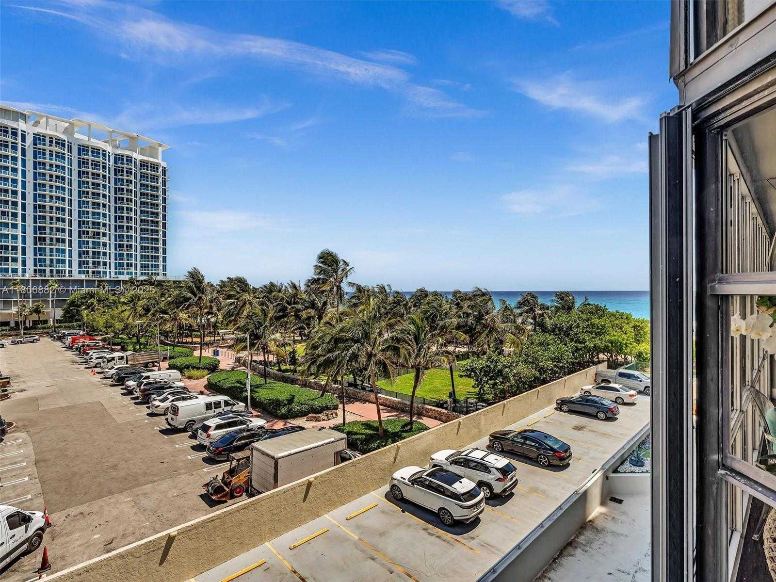 Small Image of 6423 #409, Miami Beach Number 32