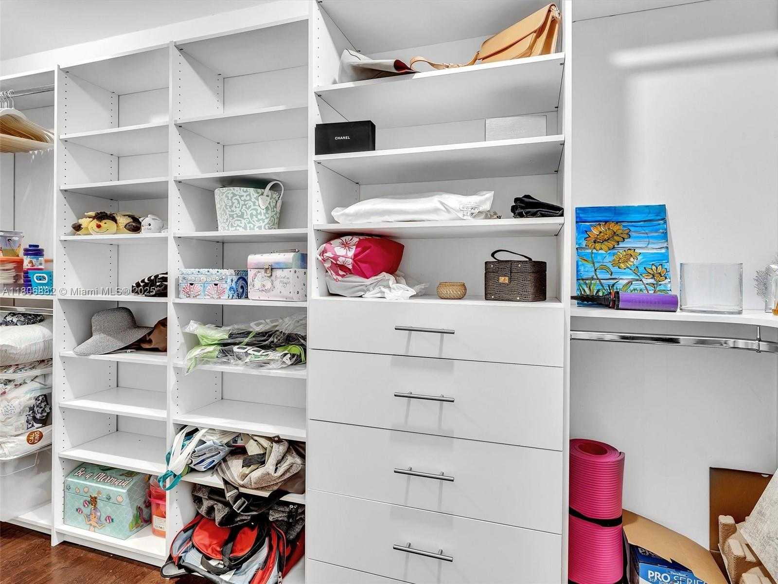 Small Image of 6423 #409, Miami Beach Number 39