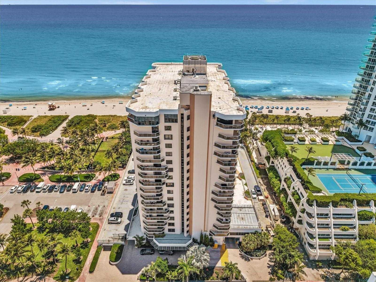 Small Image of 6423 #409, Miami Beach Number 57