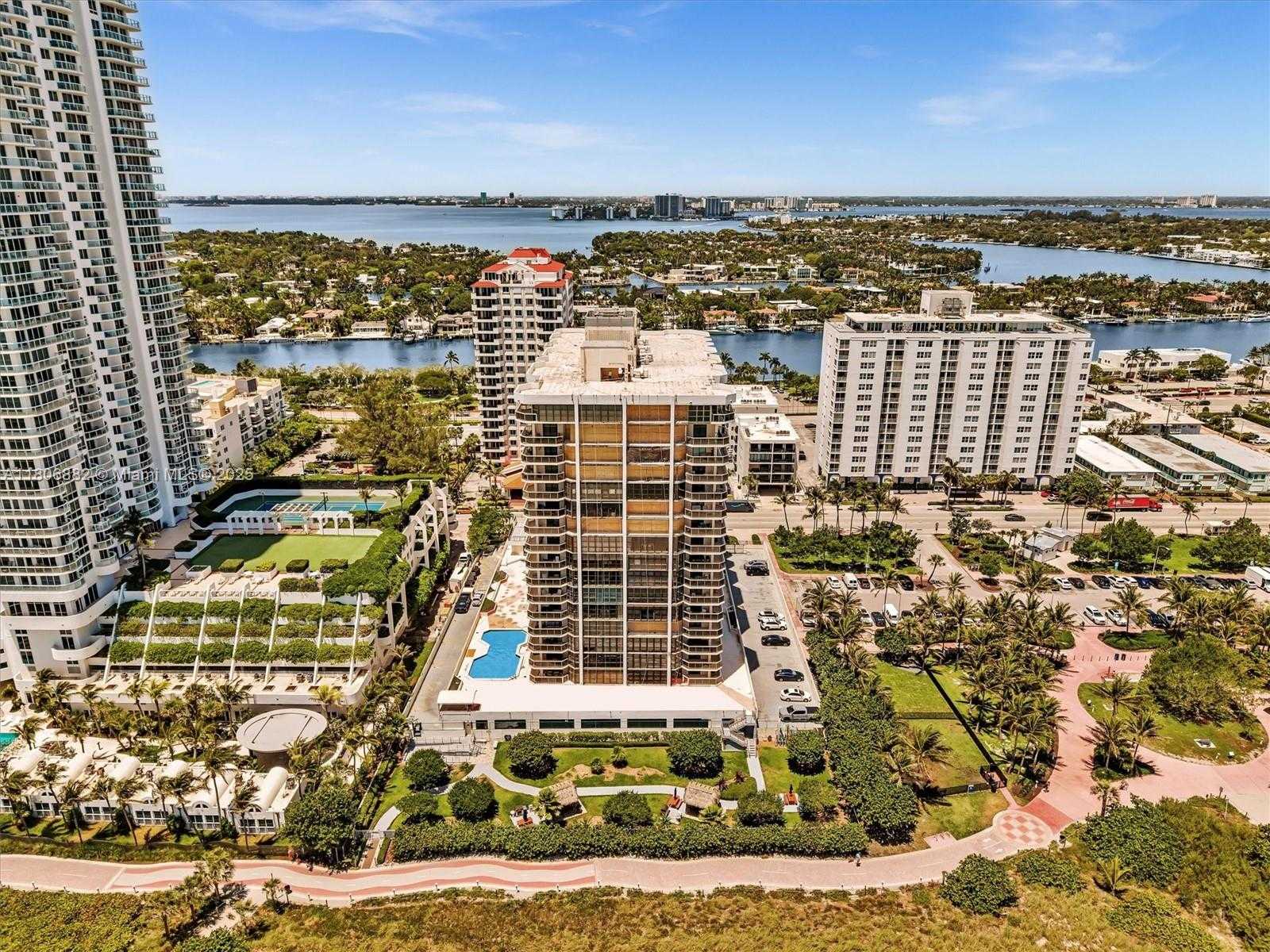 Small Image of 6423 #409, Miami Beach Number 61