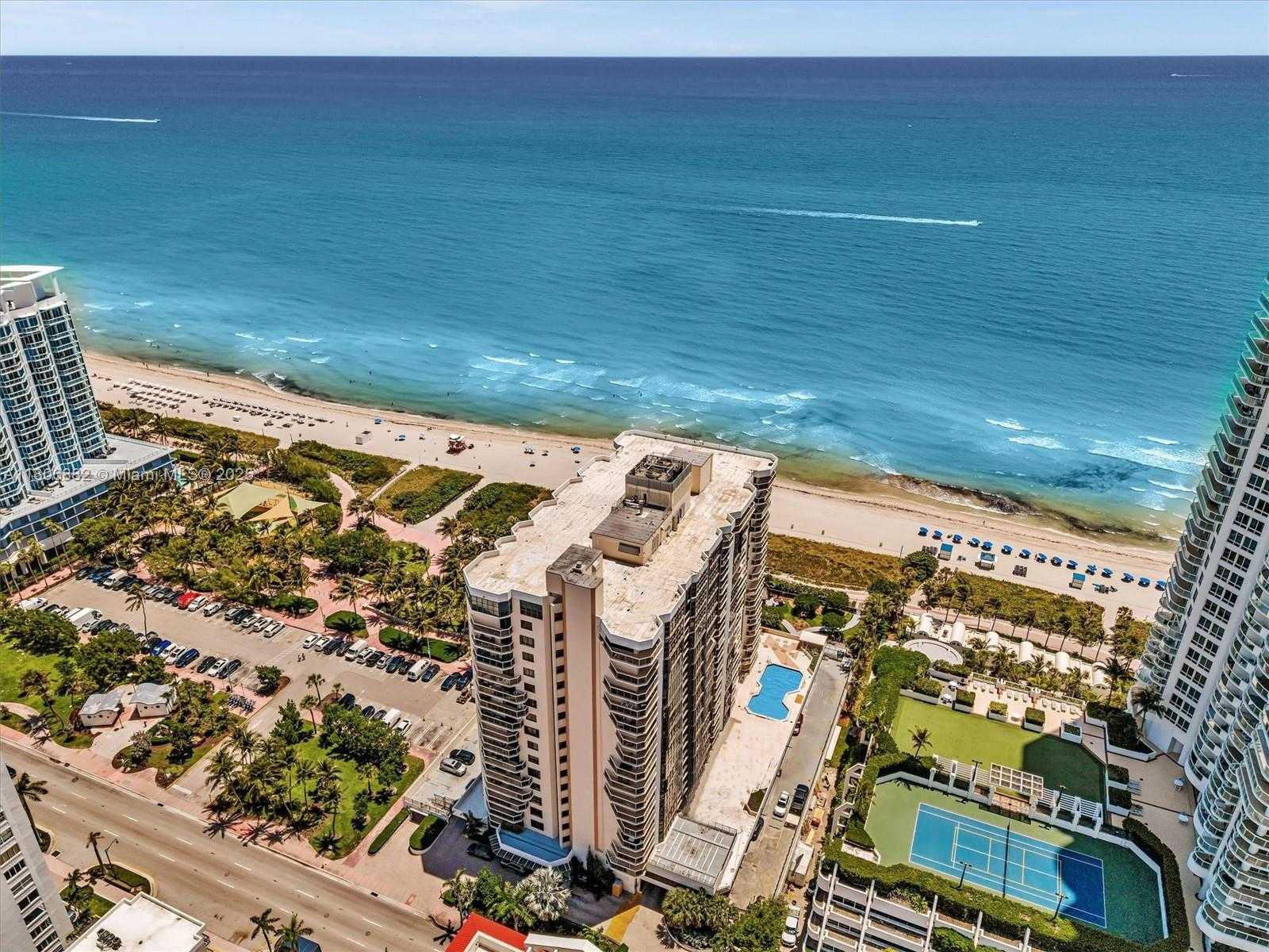 Small Image of 6423 #409, Miami Beach Number 67