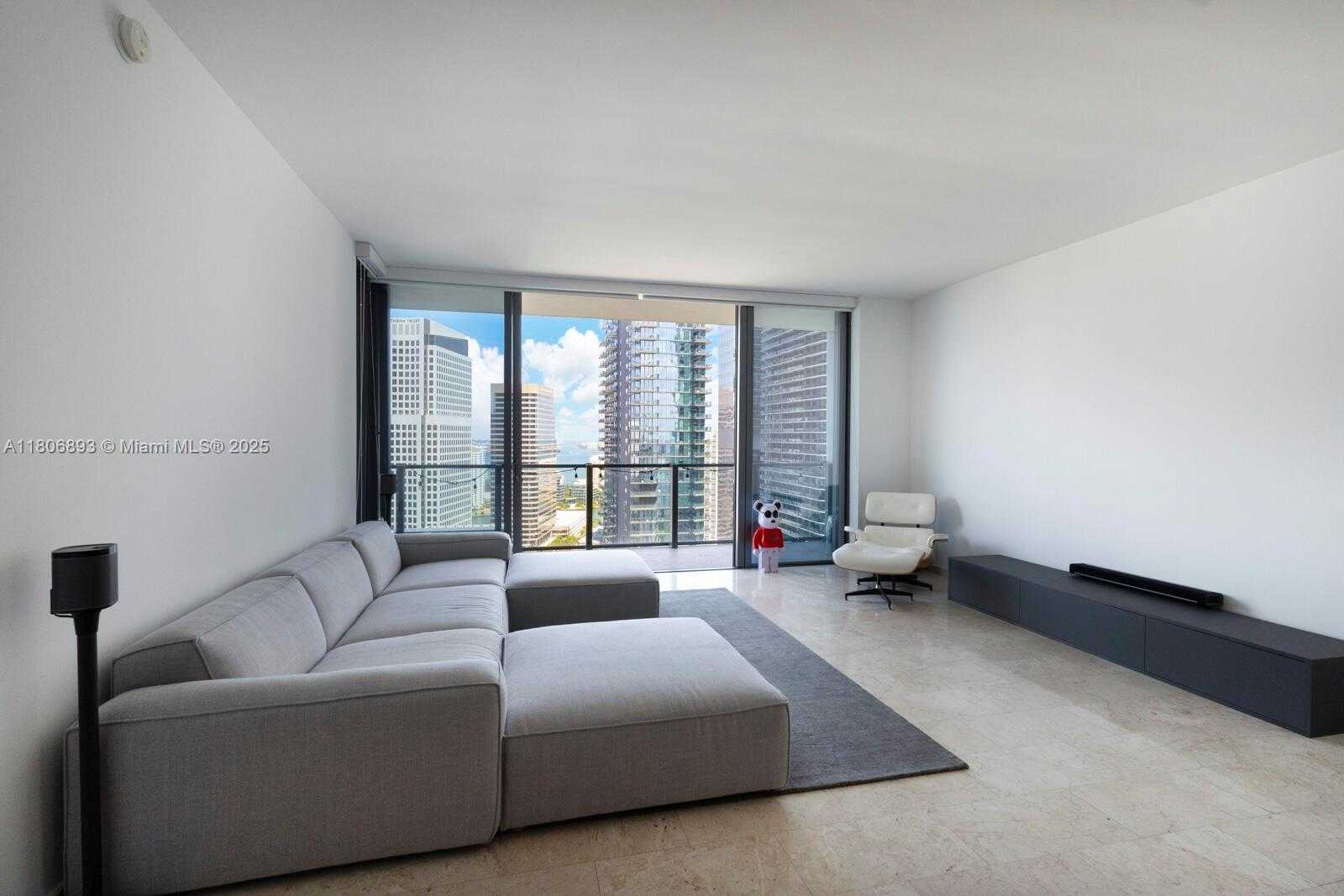 Small Image of 88 SOUTH WEST 7TH ST #2707, Miami Number 11