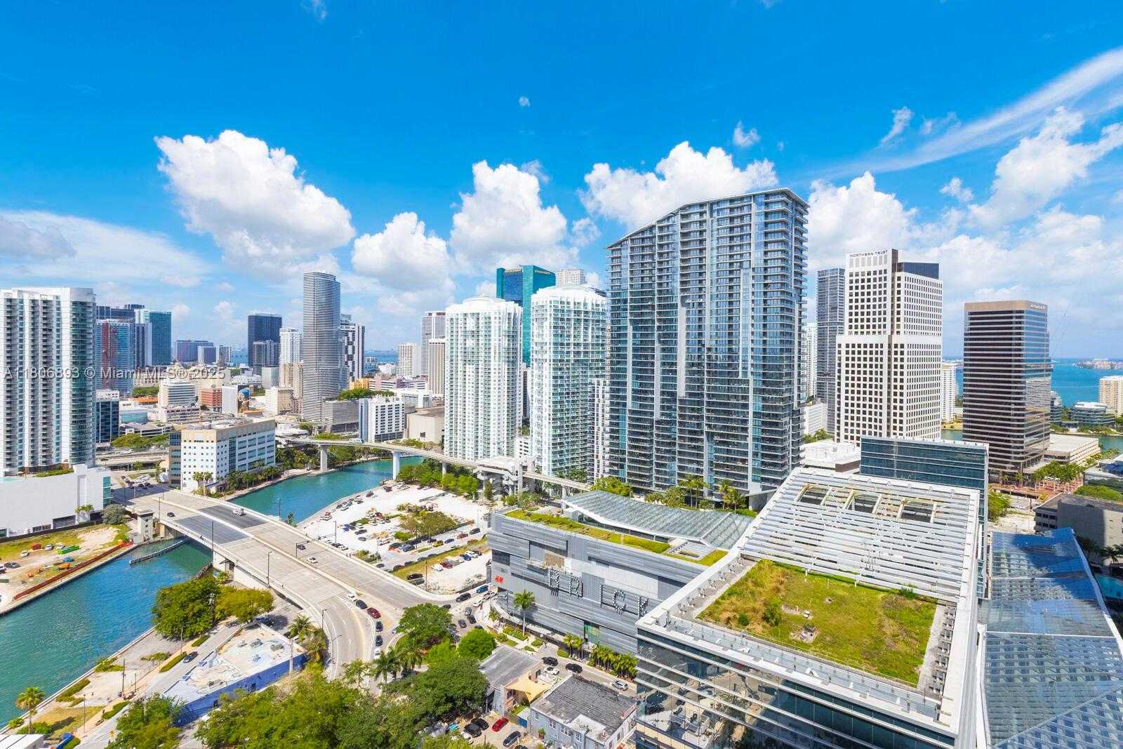 Small Image of 88 SOUTH WEST 7TH ST #2707, Miami Number 23
