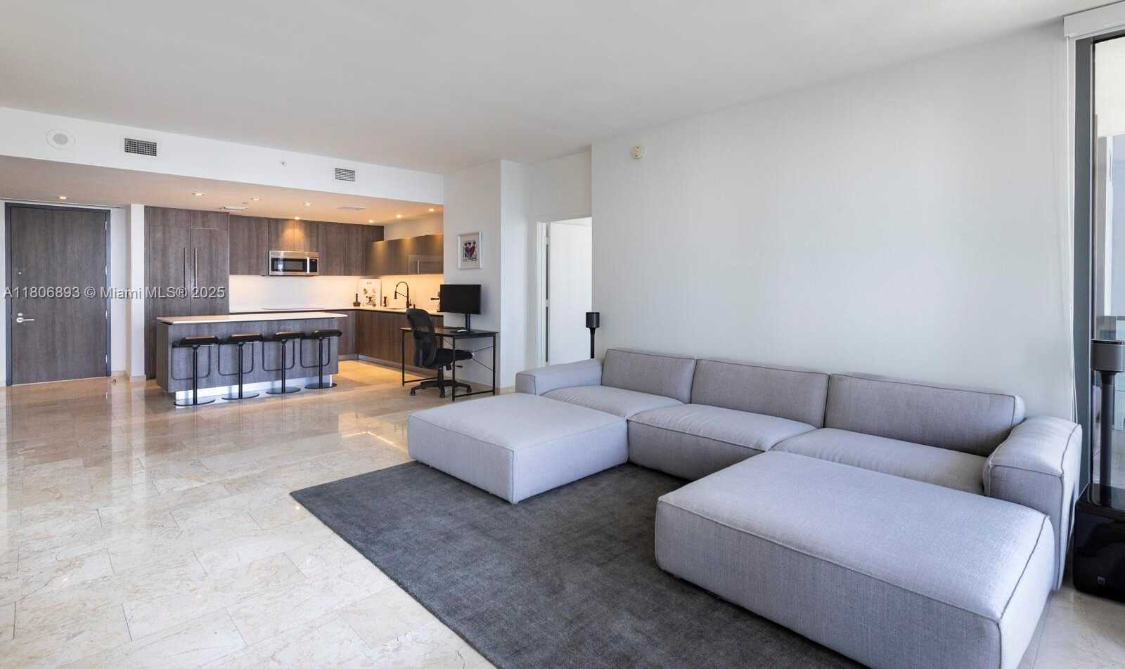 Small Image of 88 SOUTH WEST 7TH ST #2707, Miami Number 9