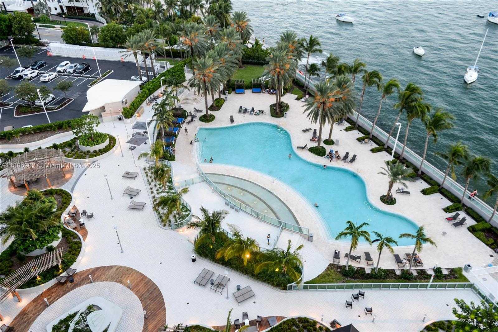 Small Image of 1500 BAY RD #1532S, Miami Beach Number 3
