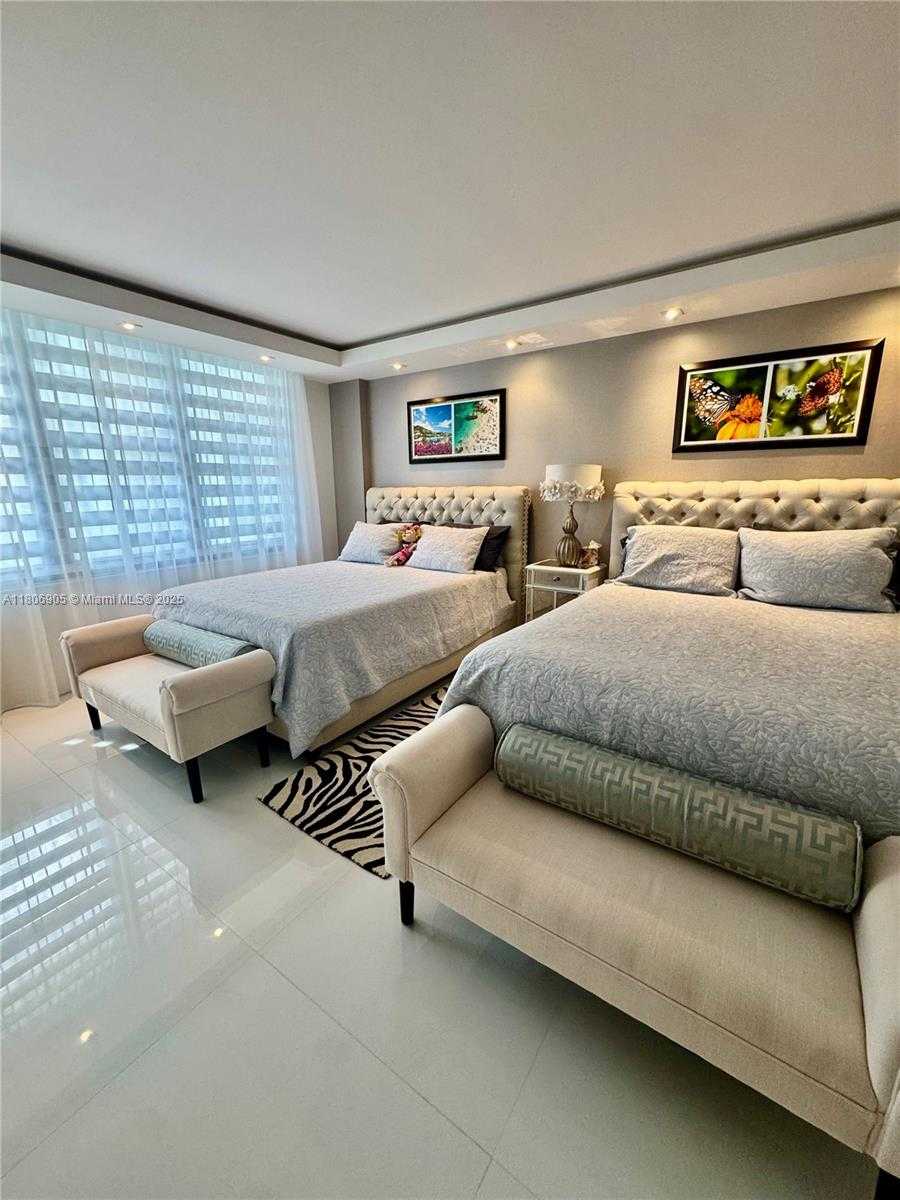 Small Image of 9801 COLLINS AVE #19J, Bal Harbour Number 27