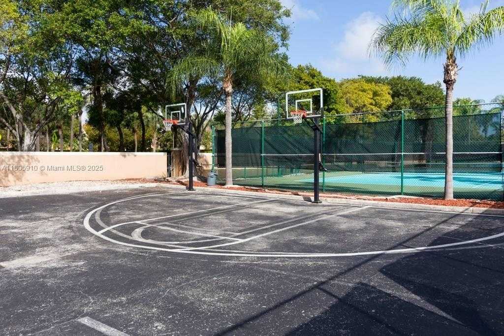 Small Image of 19801 EAST COUNTRY CLUB DR #4506, Aventura Number 34