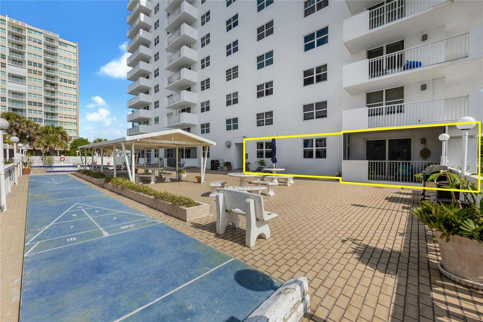 Small Image of 1601 SOUTH OCEAN DR #106, Hollywood Number 12