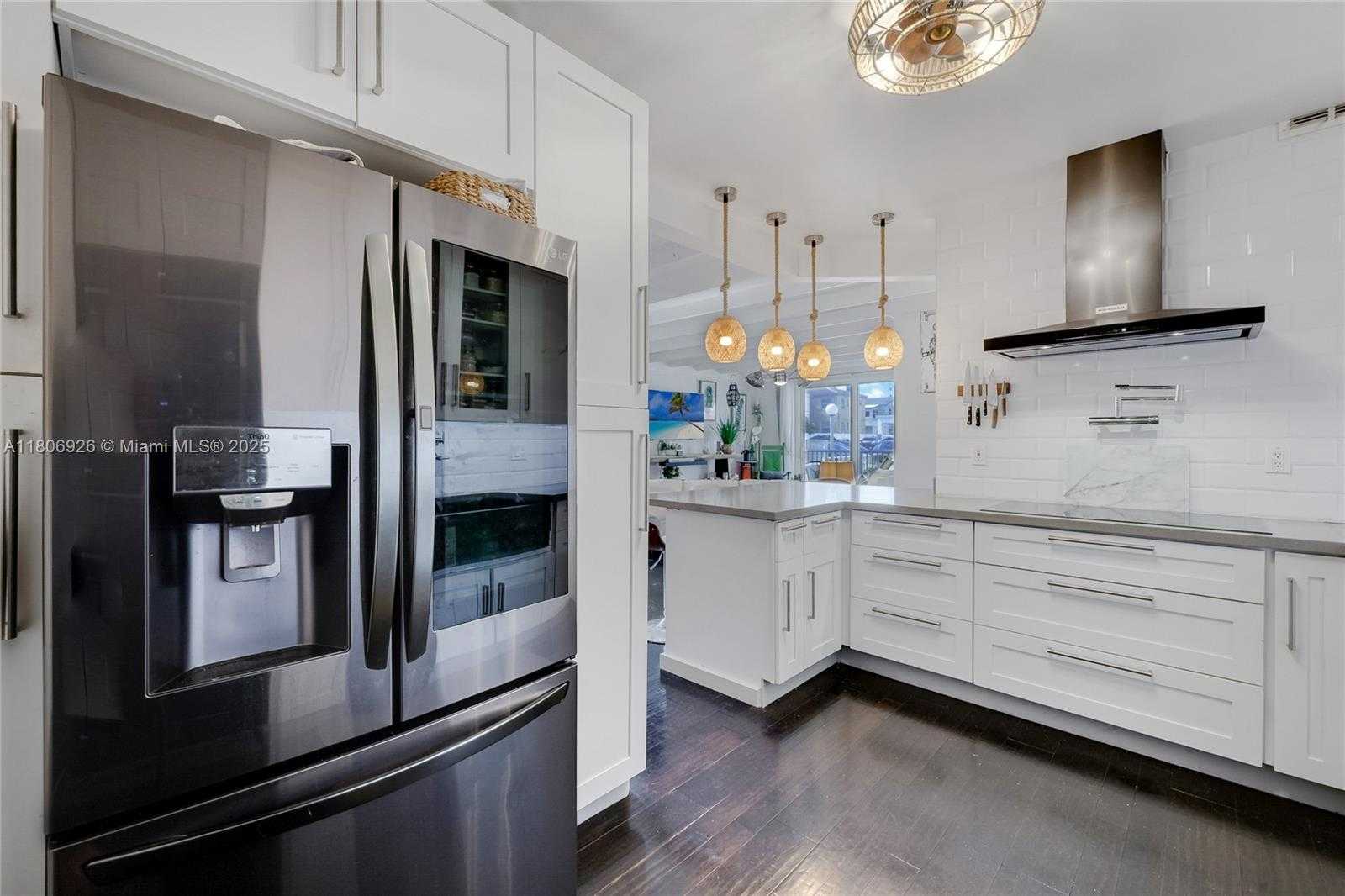 Small Image of 1601 SOUTH OCEAN DR #106, Hollywood Number 4