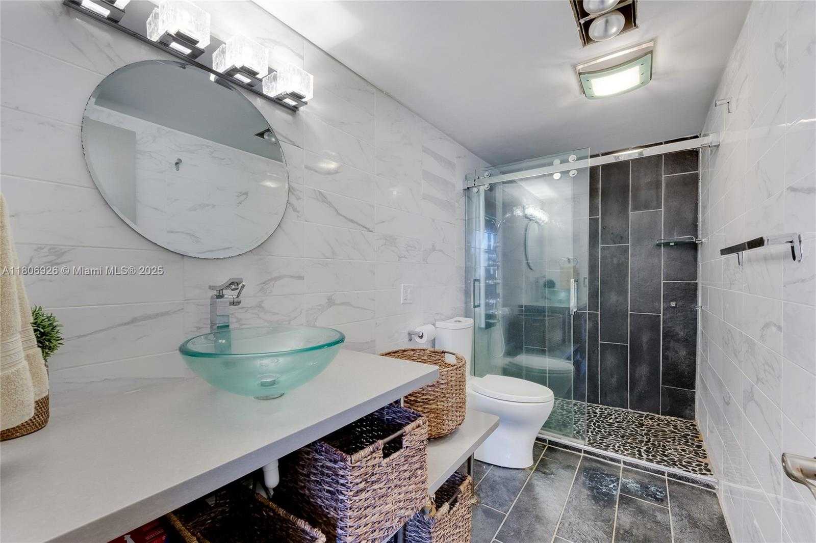 Small Image of 1601 SOUTH OCEAN DR #106, Hollywood Number 9