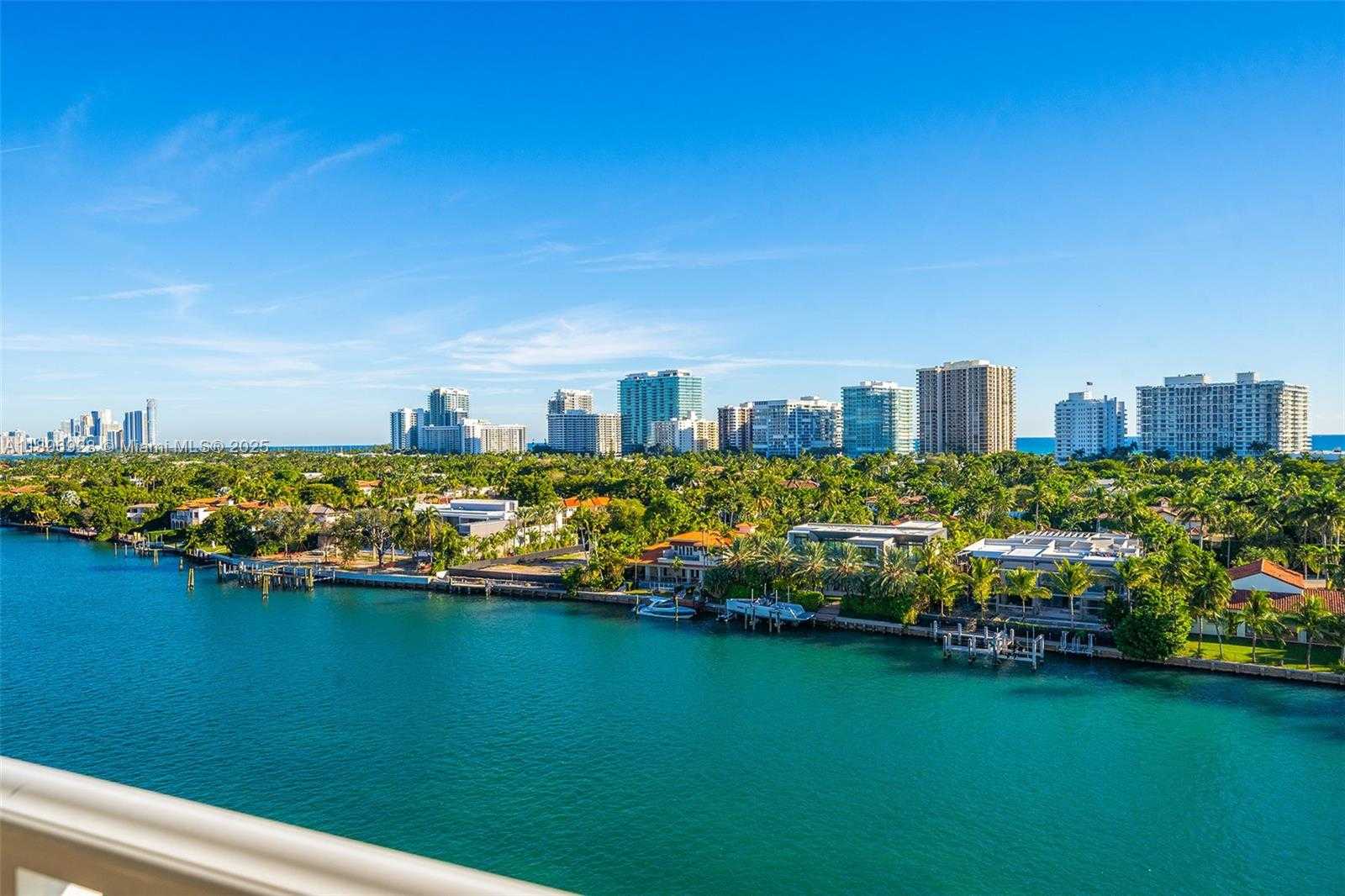 Small Image of 9751 EAST BAY HARBOR DR #9C, Bay Harbor Islands Number 19