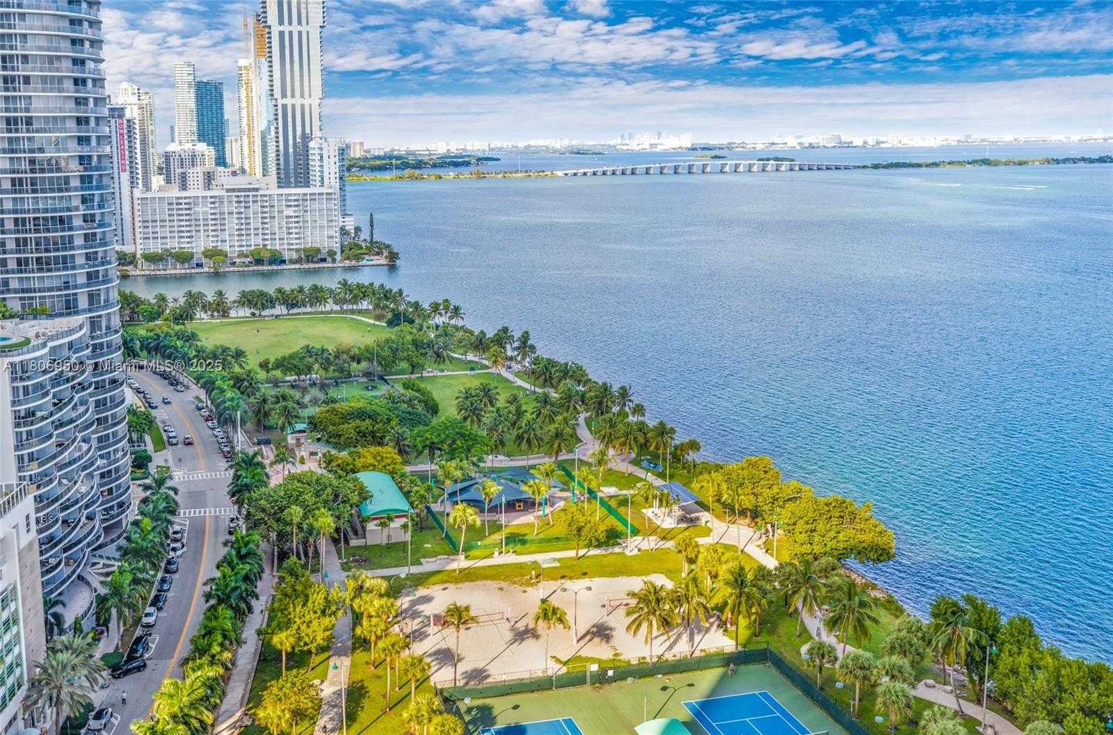 Small Image of 1900 NORTH BAYSHORE DR #3605, Miami Number 41