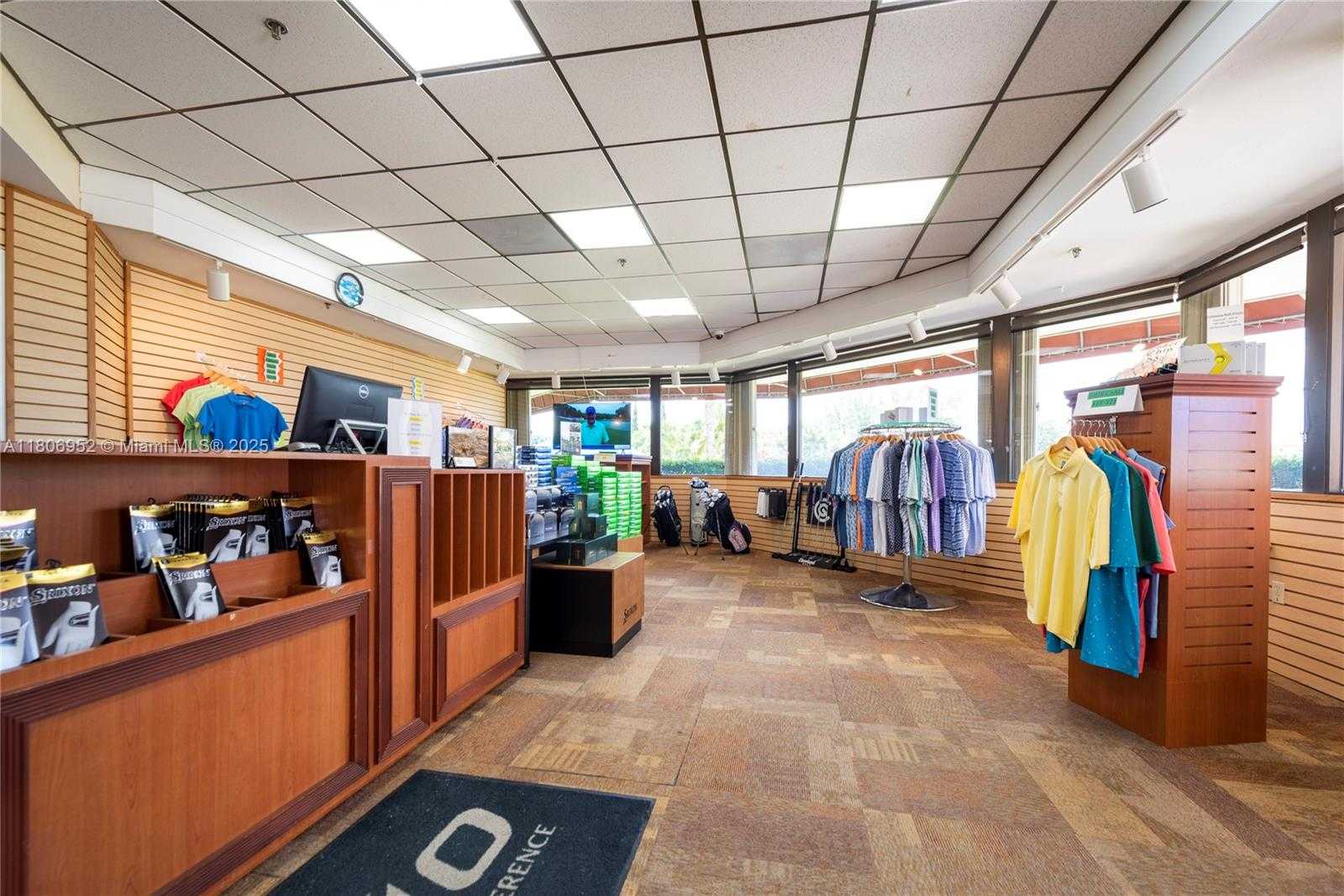 Small Image of 9823 SOUTH HOLLYBROOK LAKE DR #105, Pembroke Pines Number 35