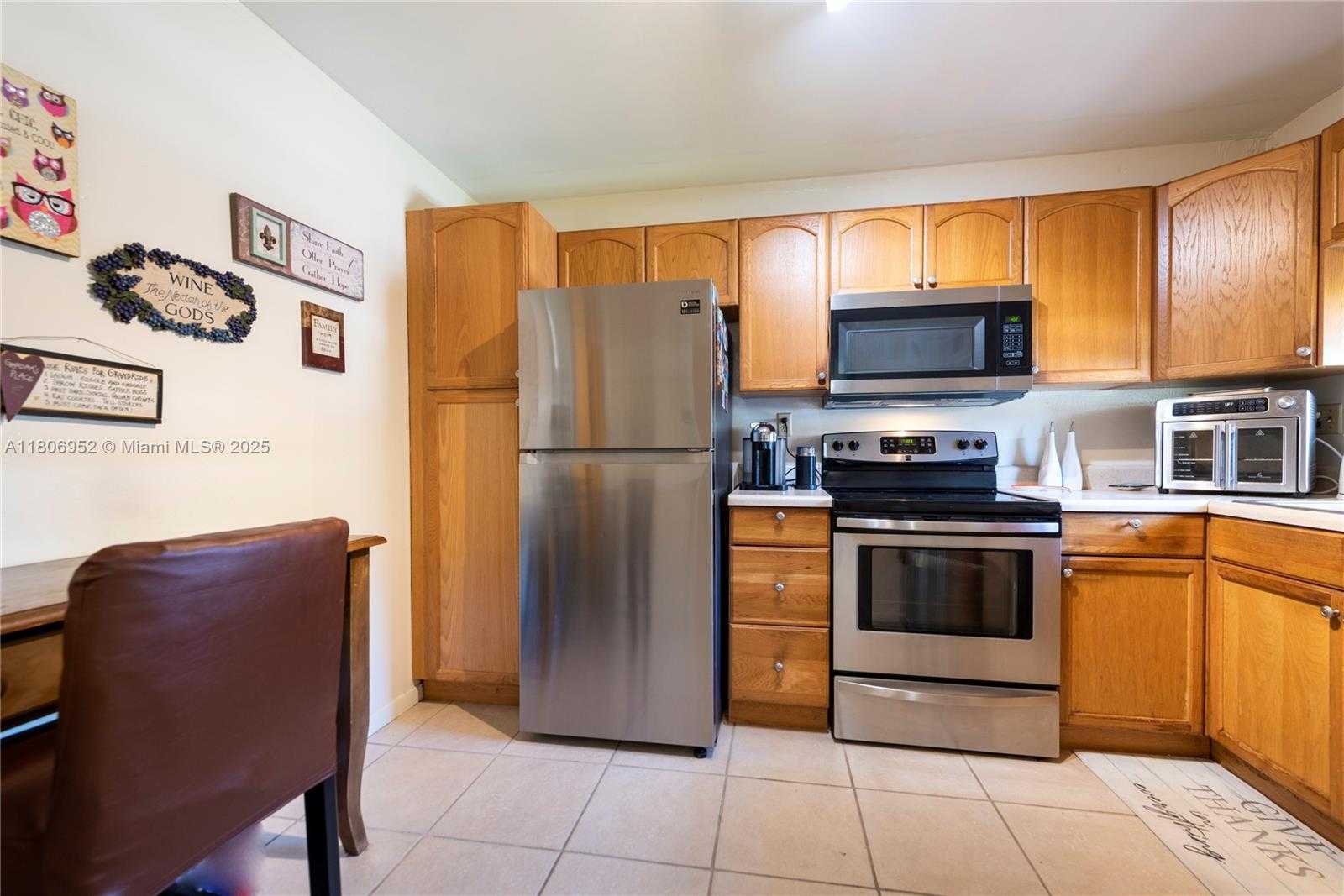 Small Image of 9823 SOUTH HOLLYBROOK LAKE DR #105, Pembroke Pines Number 9