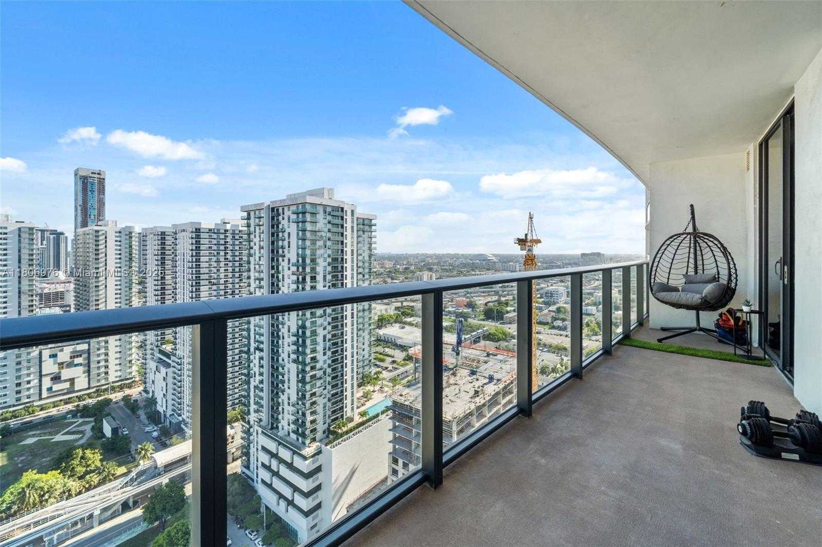 Small Image of 1600 NORTH EAST 1ST AVE #2907, Miami Number 13