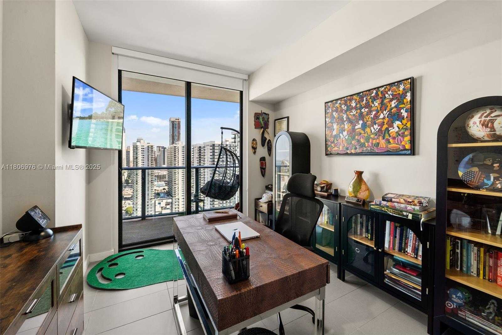 Small Image of 1600 NORTH EAST 1ST AVE #2907, Miami Number 9