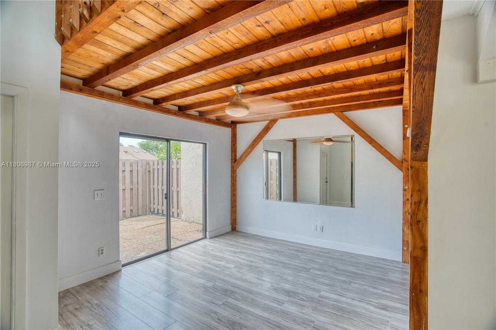 Small Image of 8015 SOUTH WEST 21ST CT, Davie Number 20