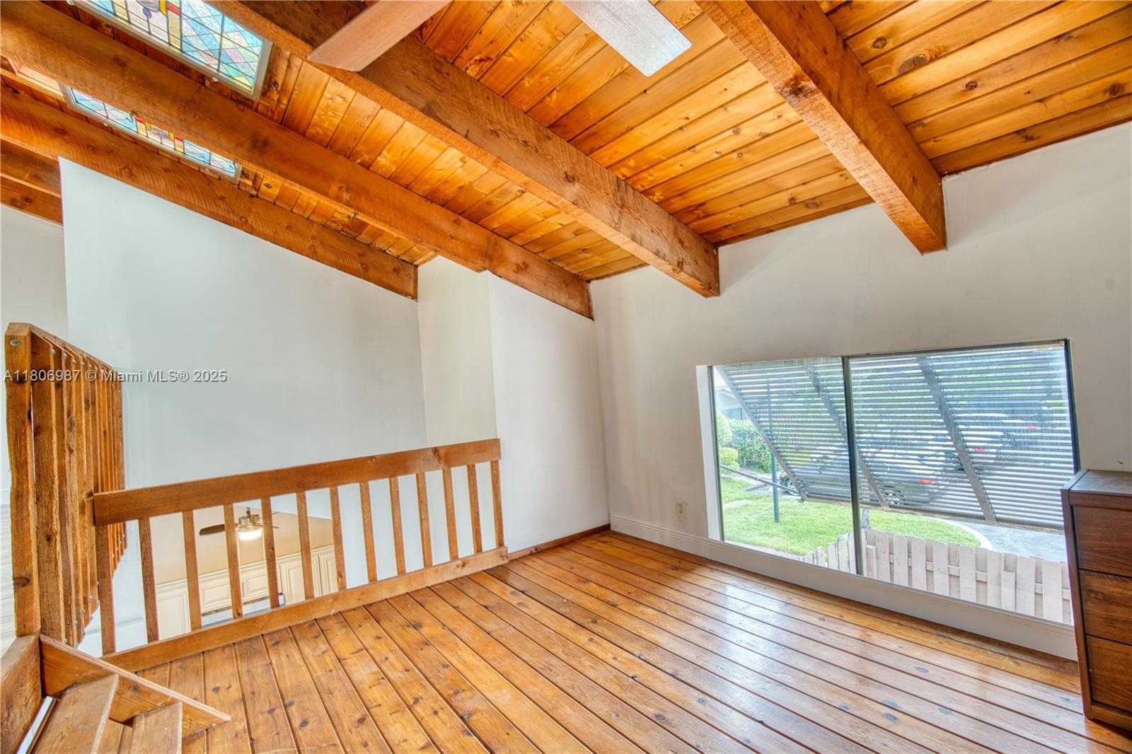 Small Image of 8015 SOUTH WEST 21ST CT, Davie Number 31