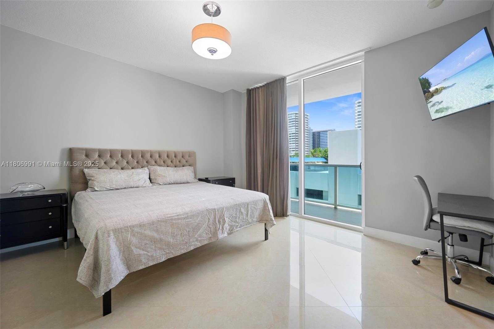Small Image of 1945 SOUTH OCEAN DR #404, Hallandale Beach Number 14