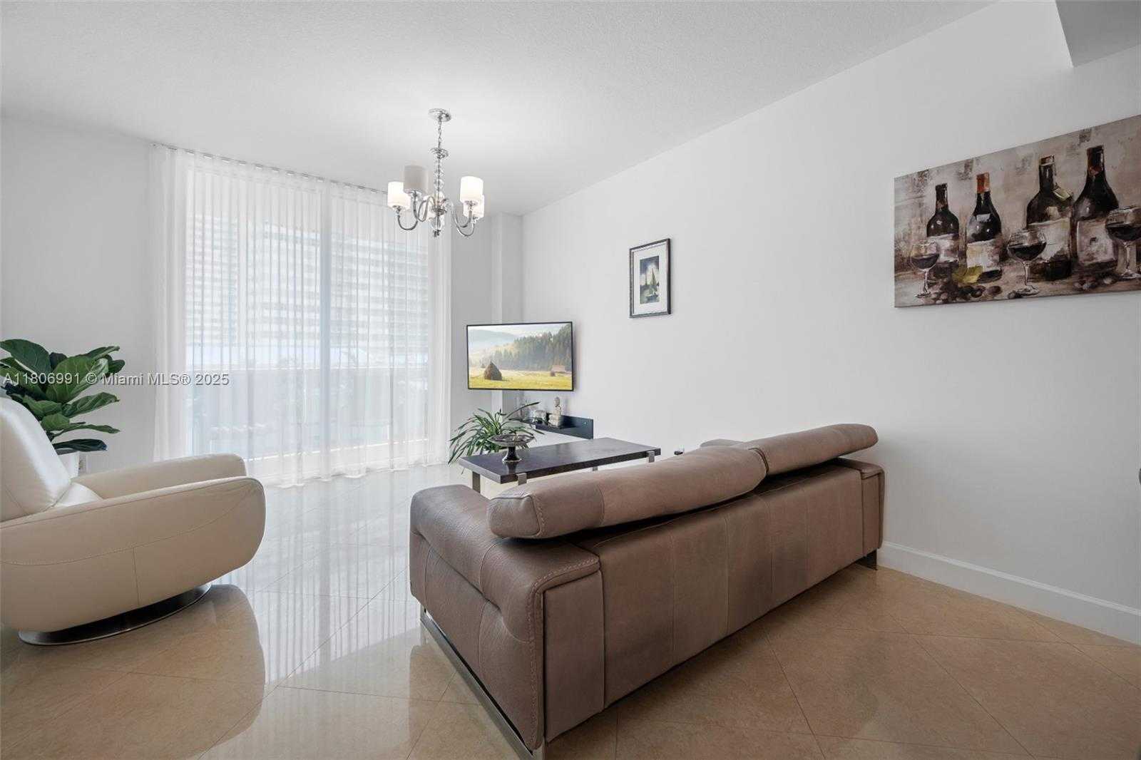 Small Image of 1945 SOUTH OCEAN DR #404, Hallandale Beach Number 4