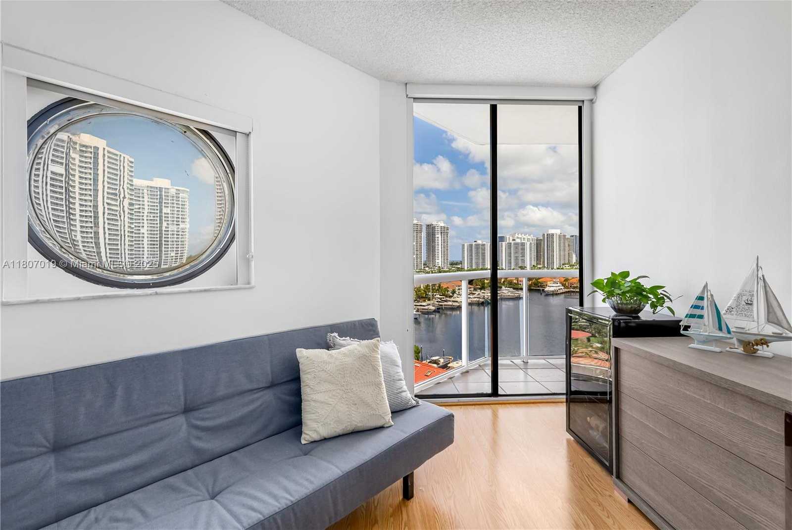 Small Image of 3610 YACHT CLUB DR #1005, Aventura Number 23