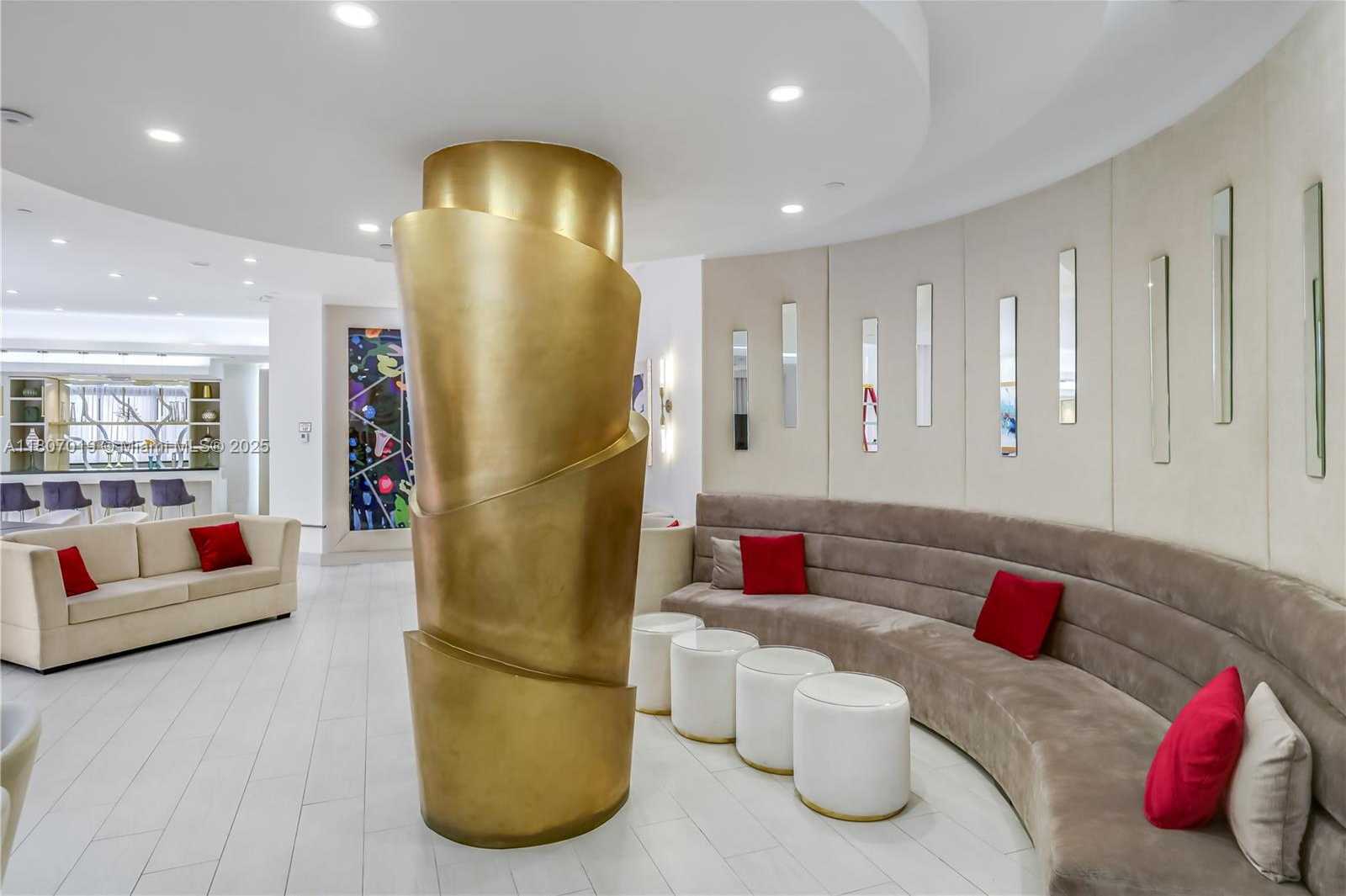 Small Image of 3610 YACHT CLUB DR #1005, Aventura Number 38