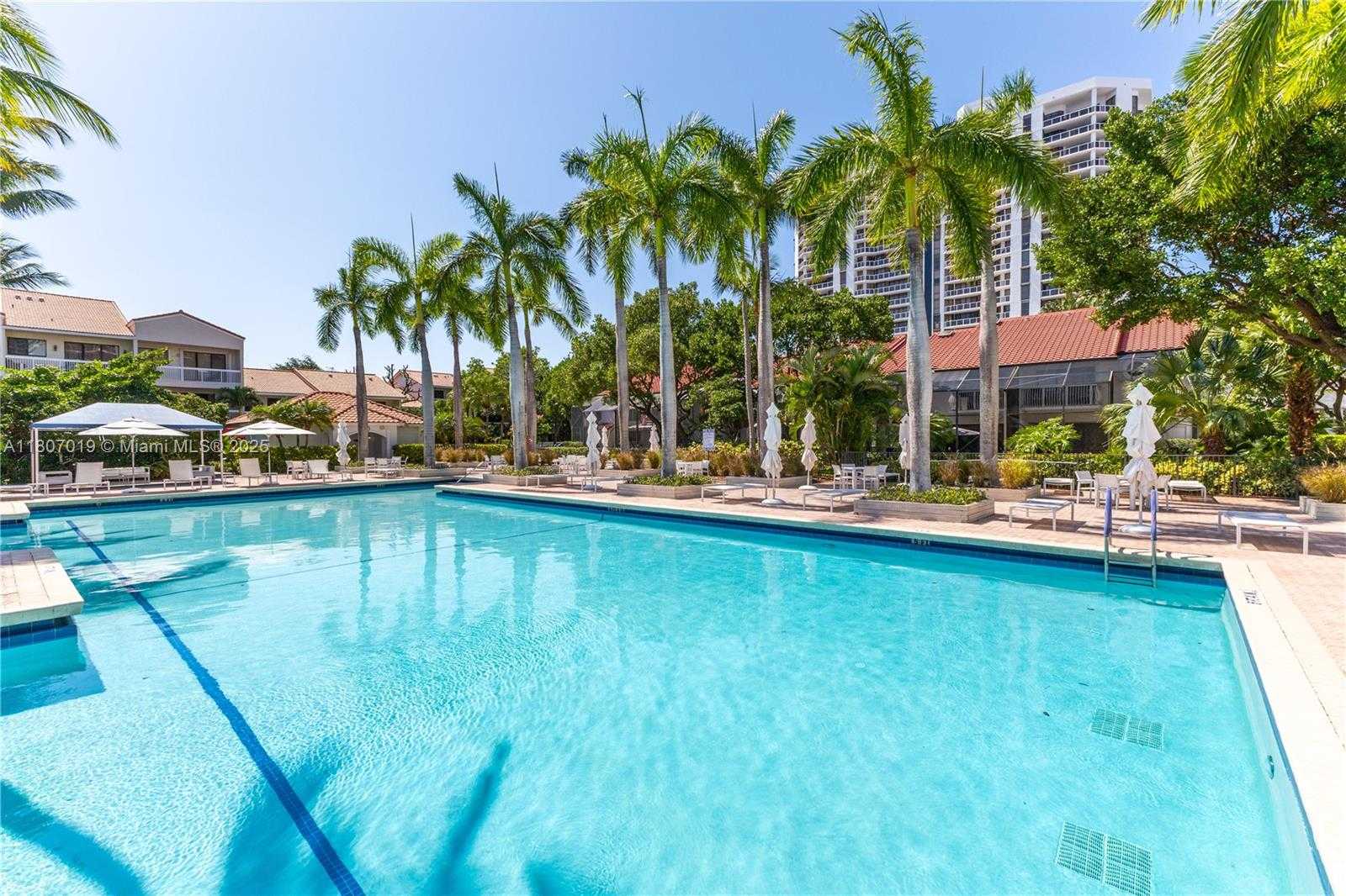 Small Image of 3610 YACHT CLUB DR #1005, Aventura Number 43
