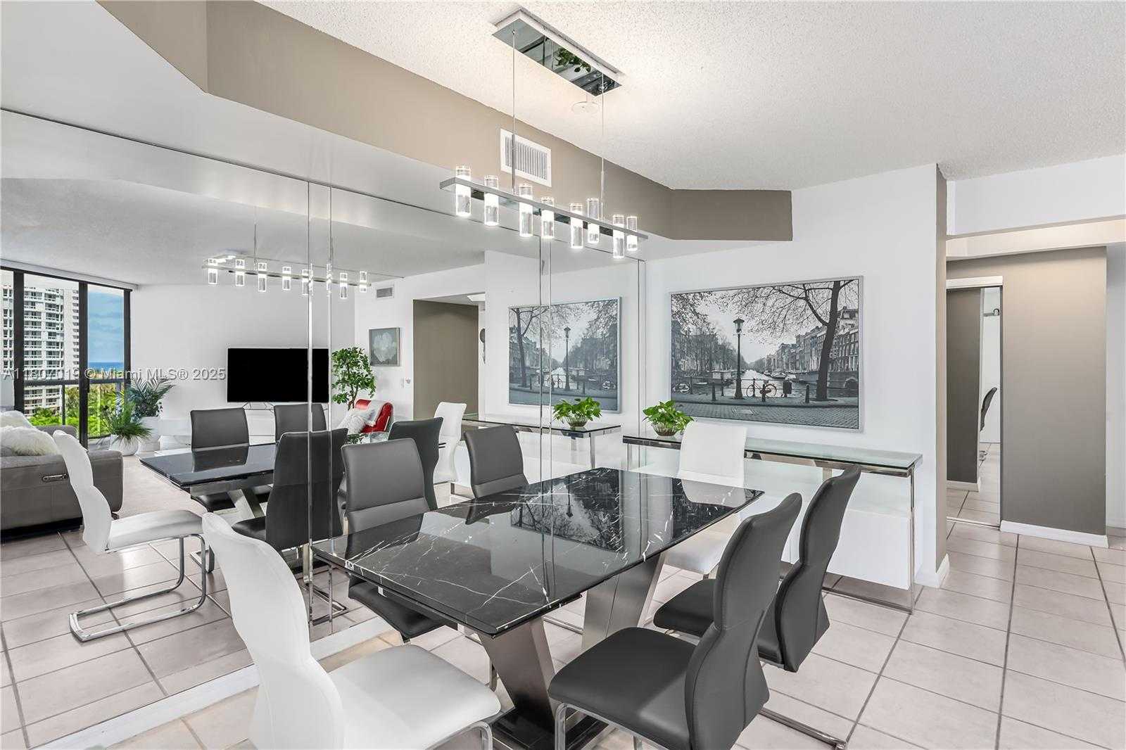 Small Image of 3610 YACHT CLUB DR #1005, Aventura Number 8