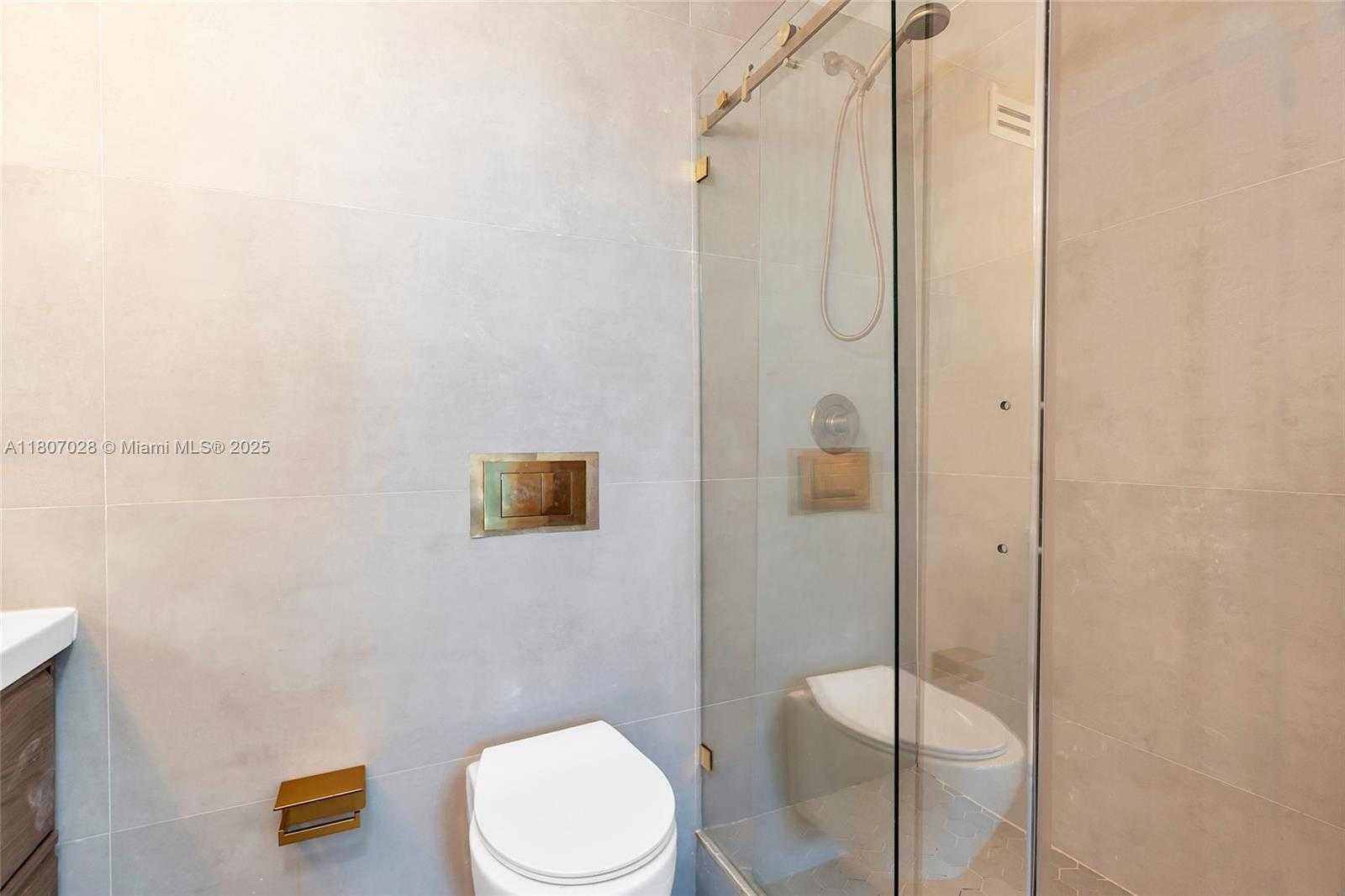Small Image of 2301 COLLINS AVE #1019, Miami Beach Number 28
