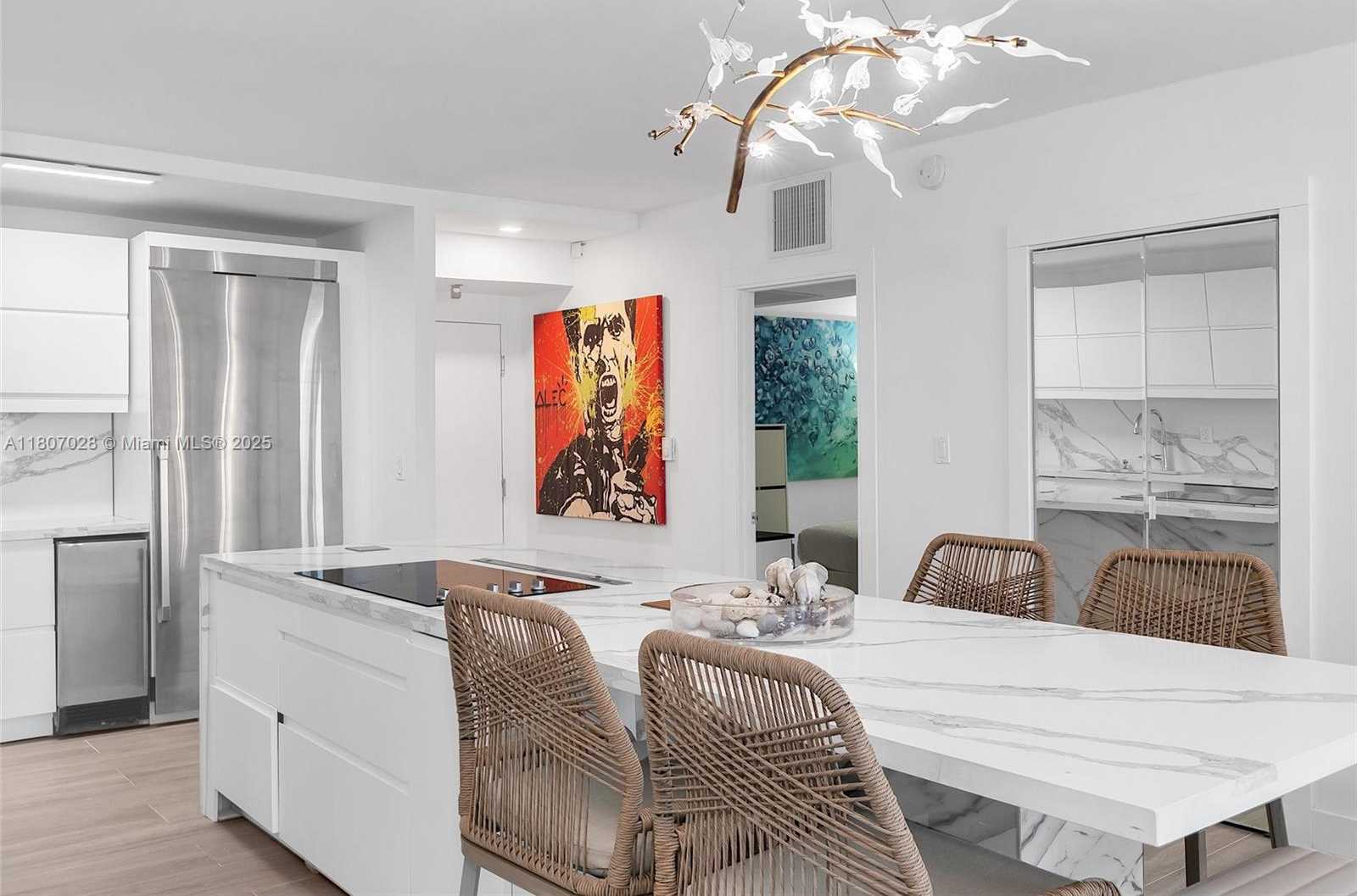 Small Image of 2301 COLLINS AVE #1019, Miami Beach Number 9