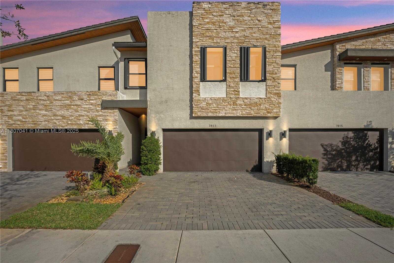 Small Image of 7823 NORTH WEST 105TH AVE, Doral Number 19