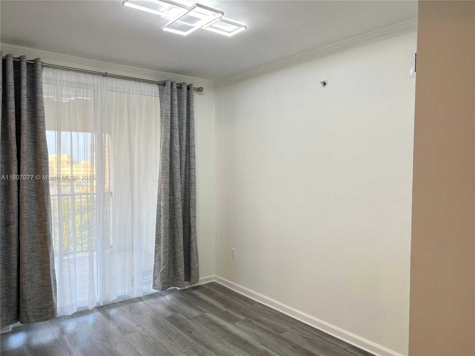 Small Image of 17150 NORTH BAY RD #2814, Sunny Isles Beach Number 19