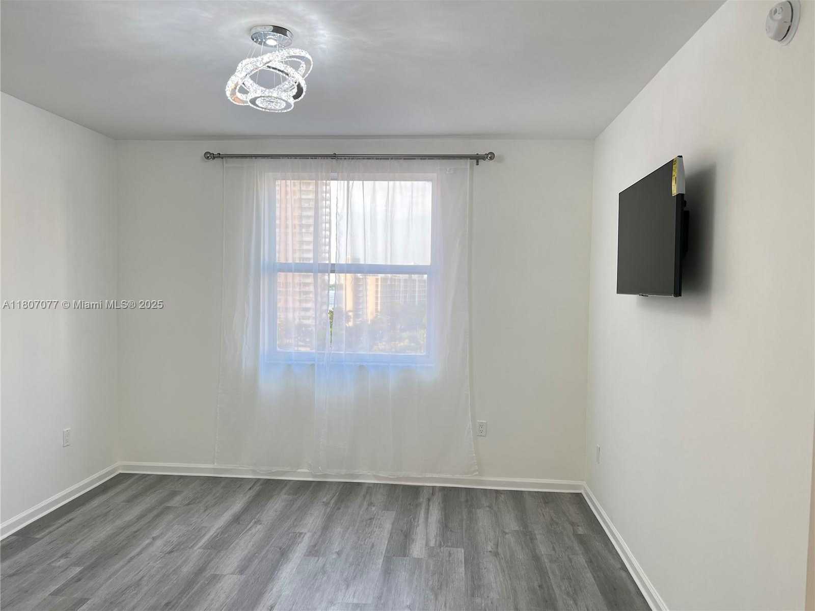 Small Image of 17150 NORTH BAY RD #2814, Sunny Isles Beach Number 25