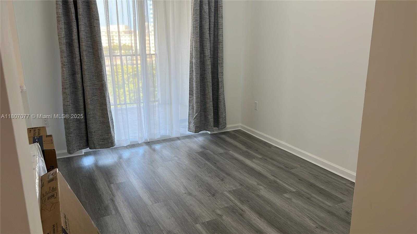 Small Image of 17150 NORTH BAY RD #2814, Sunny Isles Beach Number 27