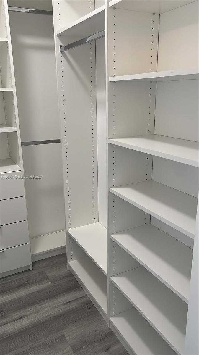Small Image of 17150 NORTH BAY RD #2814, Sunny Isles Beach Number 28