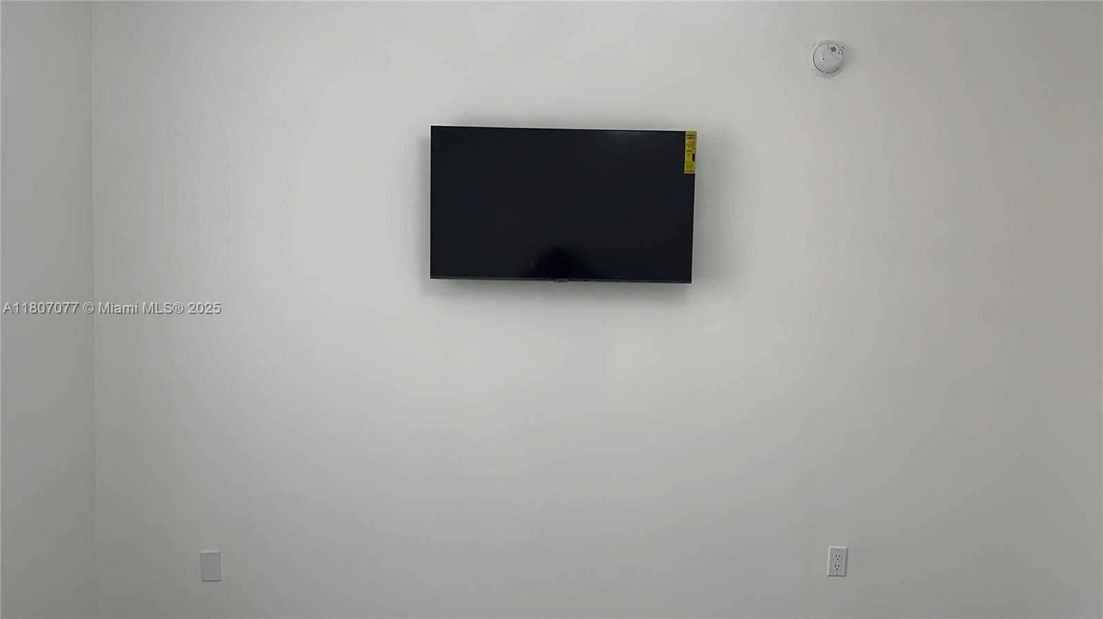 Small Image of 17150 NORTH BAY RD #2814, Sunny Isles Beach Number 29
