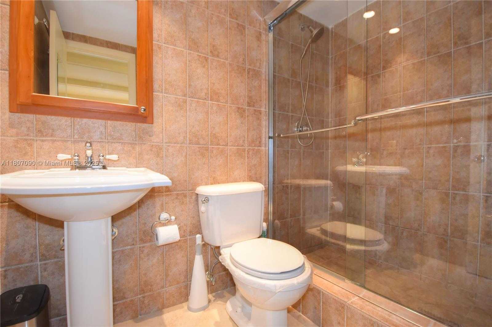 Small Image of 3101 SOUTH OCEAN BLVD #118, Highland Beach Number 33