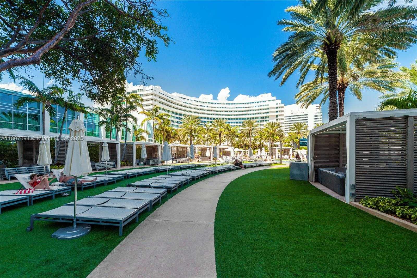 Small Image of 4391 COLLINS AVE #1914, Miami Beach Number 21
