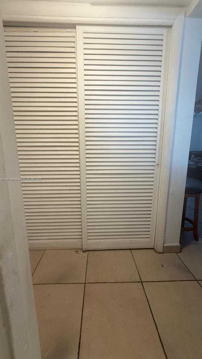 Small Image of 1719 NORTH EAST MIAMI GARDENS DR #230, Miami Number 14