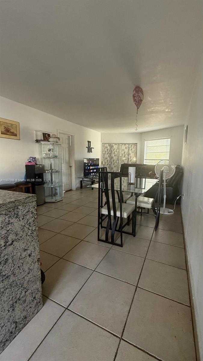 Small Image of 1719 NORTH EAST MIAMI GARDENS DR #230, Miami Number 6