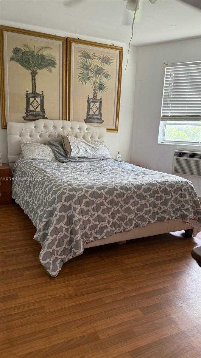 Small Image of 1719 NORTH EAST MIAMI GARDENS DR #230, Miami Number 7