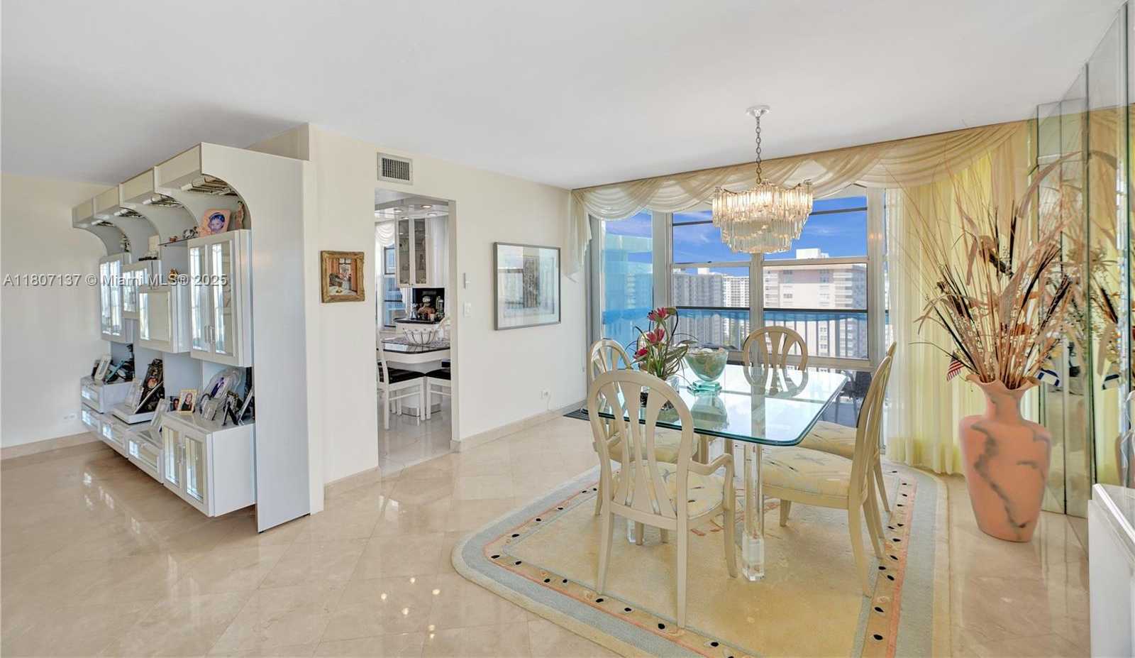 Small Image of 231 174TH ST #2319, Sunny Isles Beach Number 10