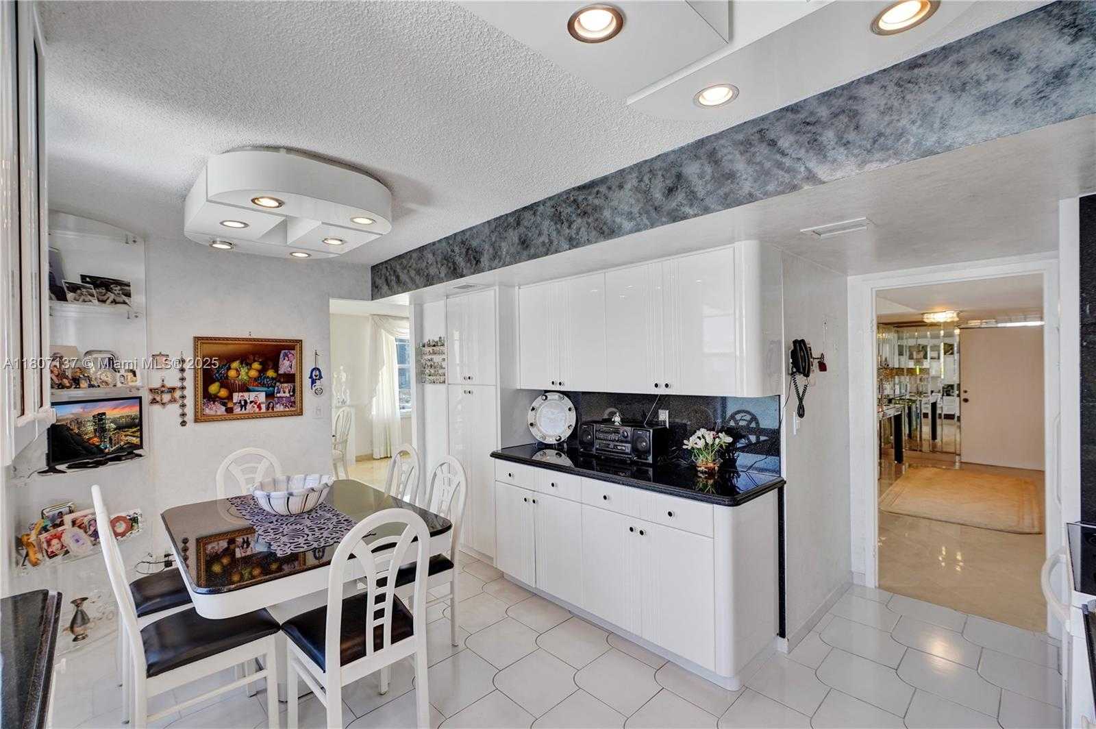 Small Image of 231 174TH ST #2319, Sunny Isles Beach Number 17