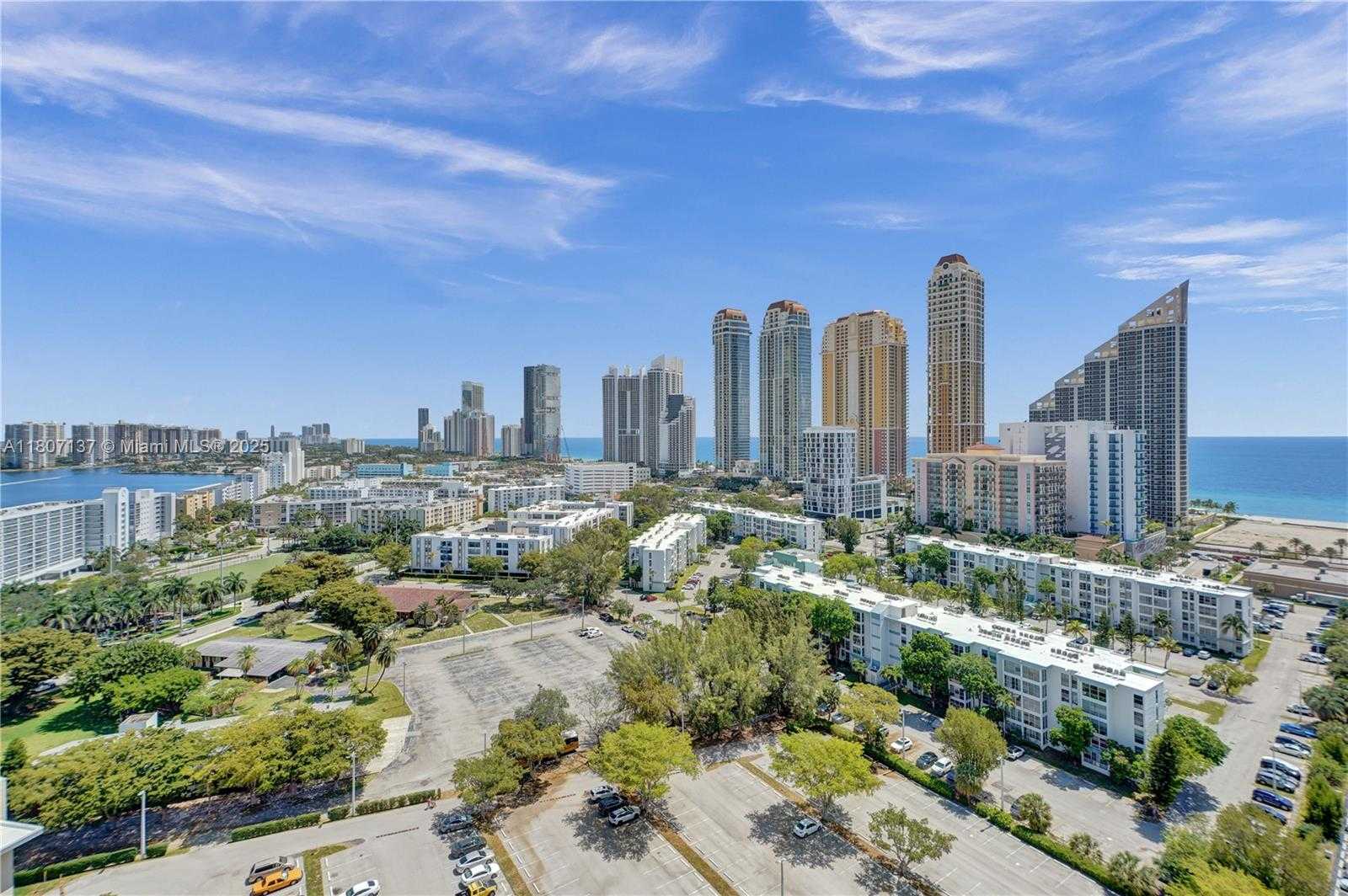 Small Image of 231 174TH ST #2319, Sunny Isles Beach Number 2