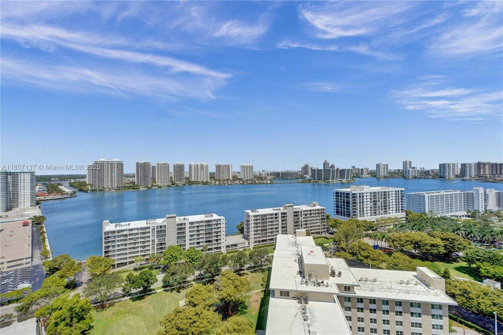Small Image of 231 174TH ST #2319, Sunny Isles Beach Number 3