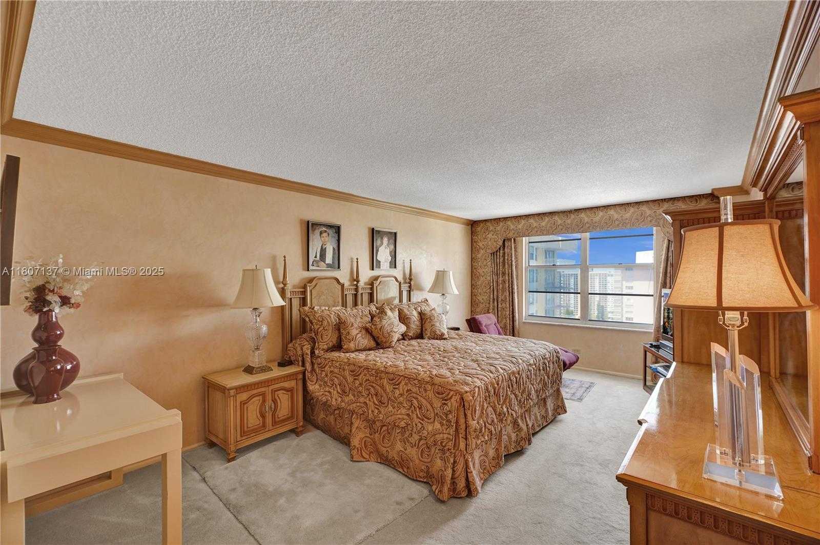 Small Image of 231 174TH ST #2319, Sunny Isles Beach Number 35